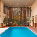 The Redwood Riverwalk, A Boutique Hotel