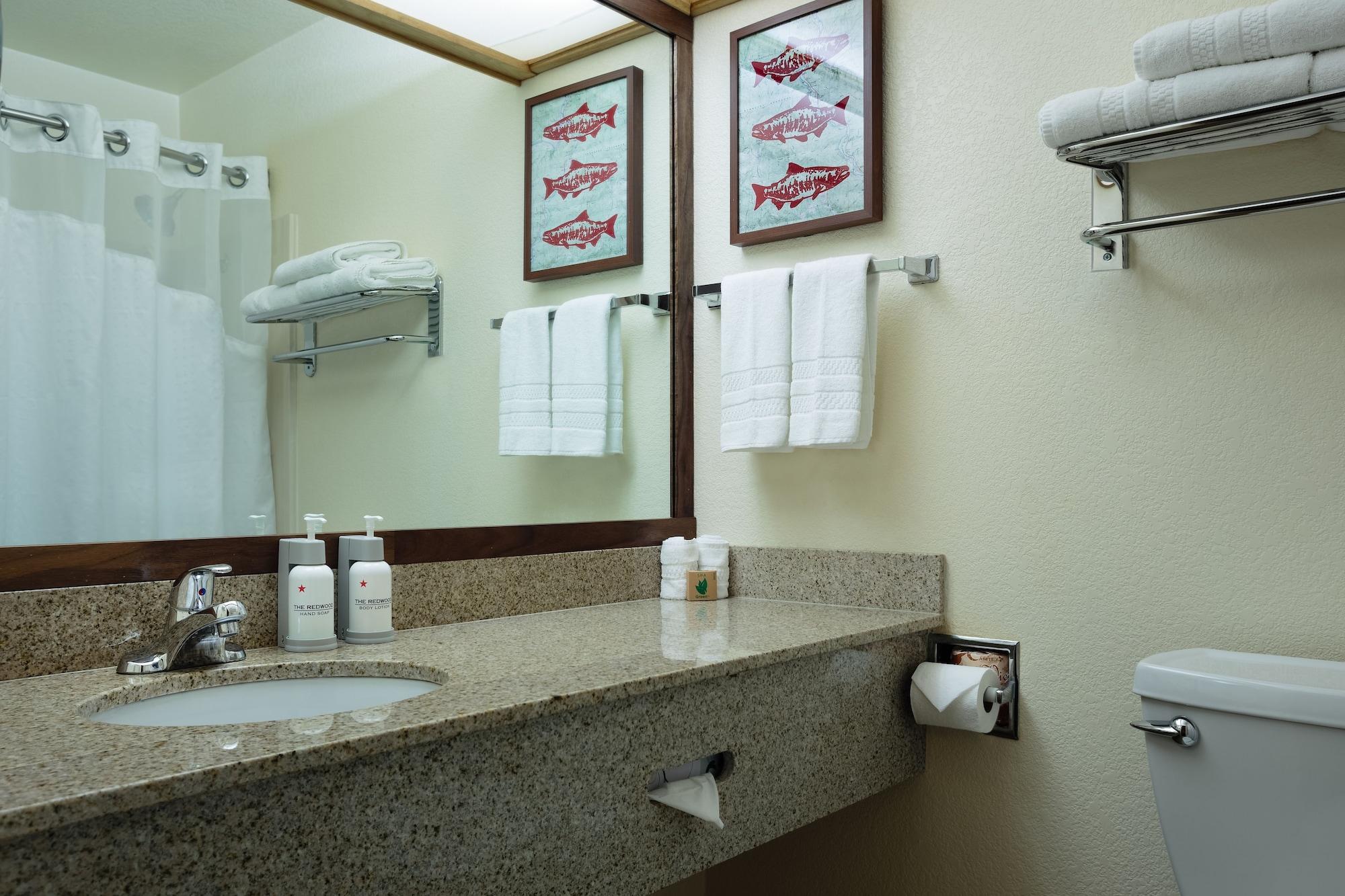 The Redwood Riverwalk, A Boutique 3*