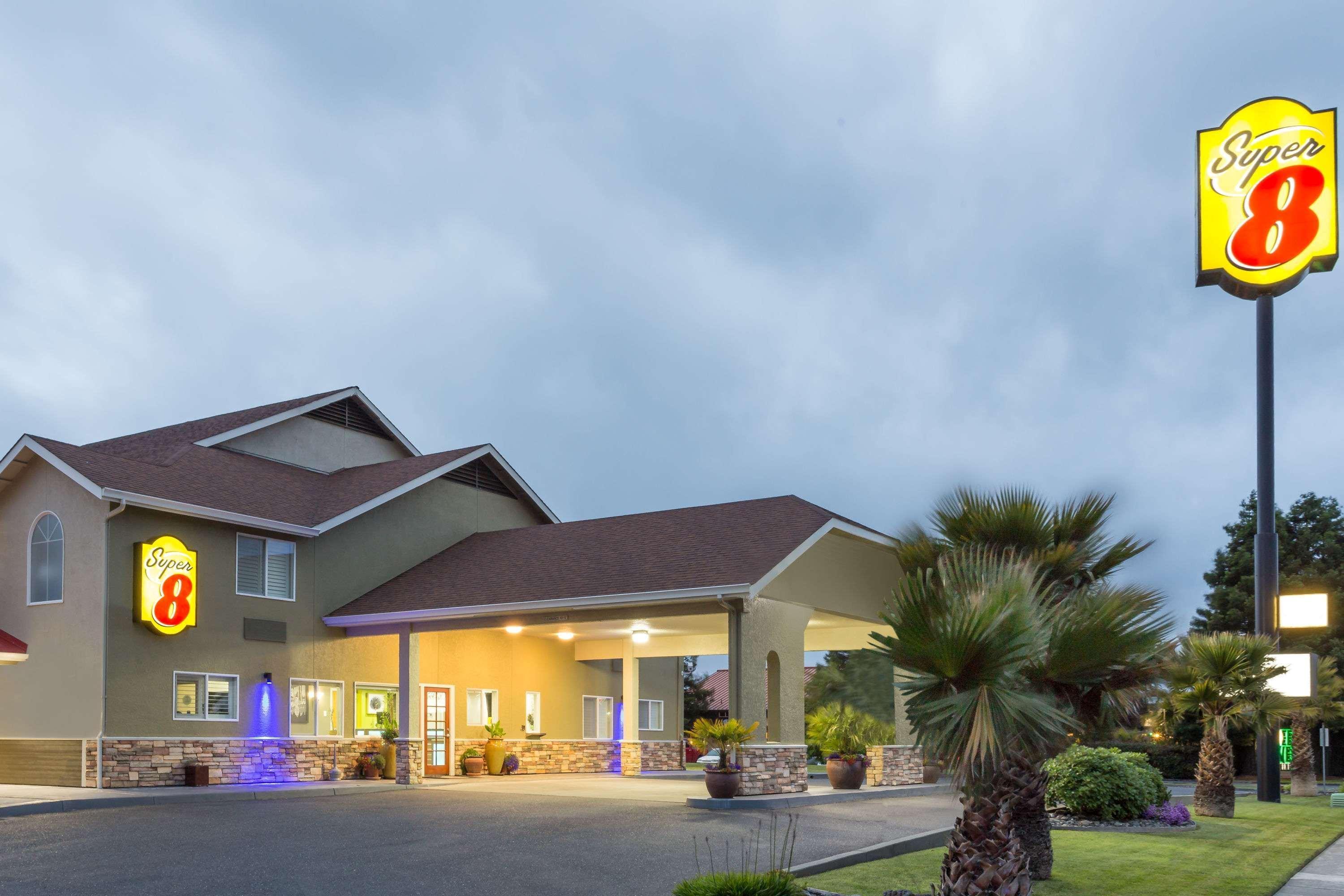 Super 8 By Wyndham 2*