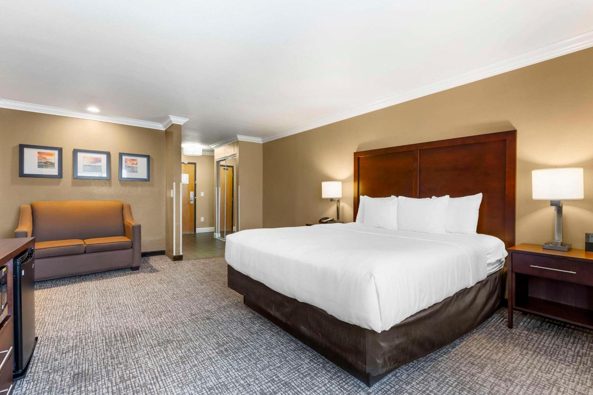 Hotel Comfort & Redwood Country Fortuna
