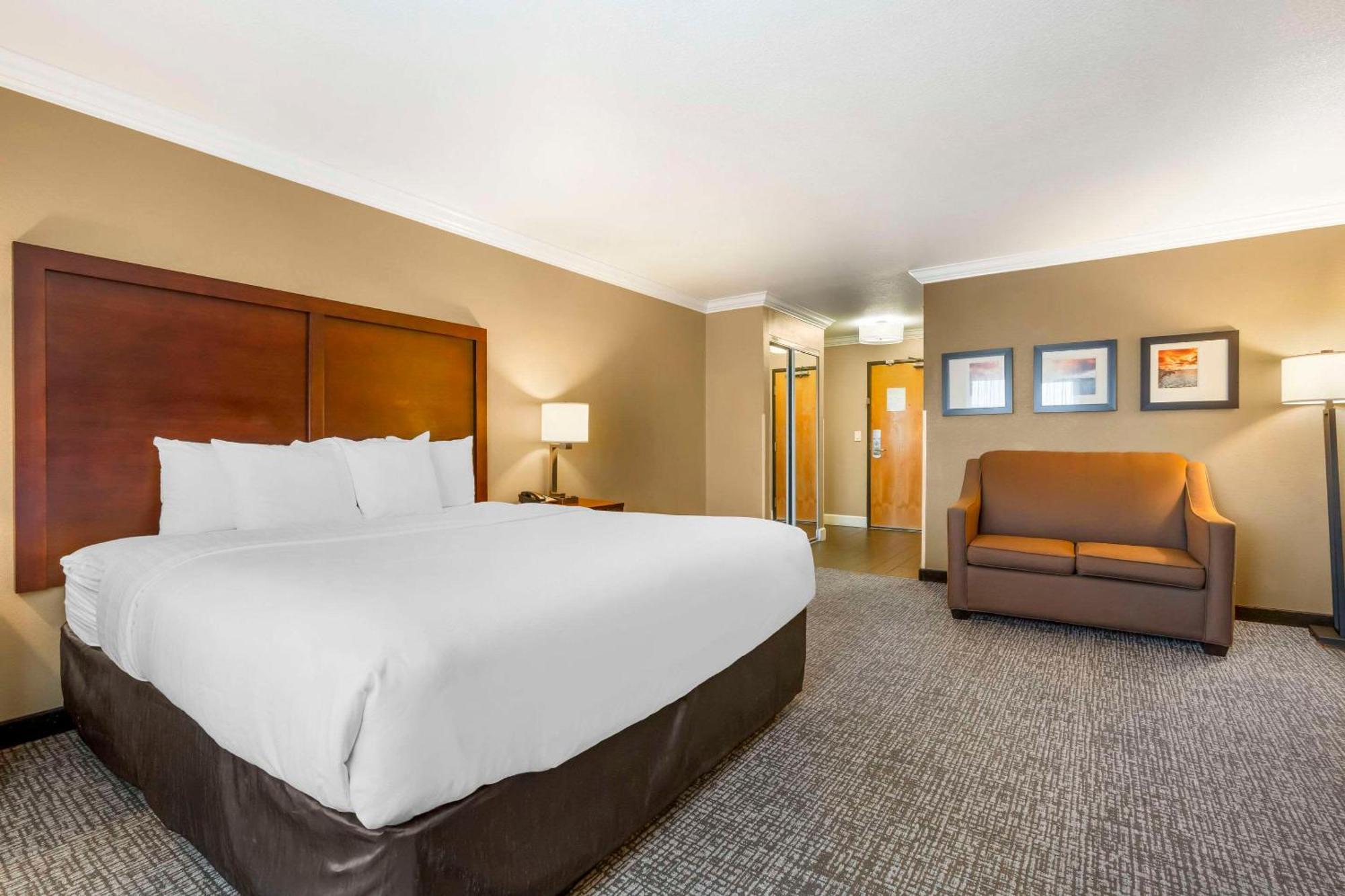 Hotel Comfort & Redwood Country Fortuna