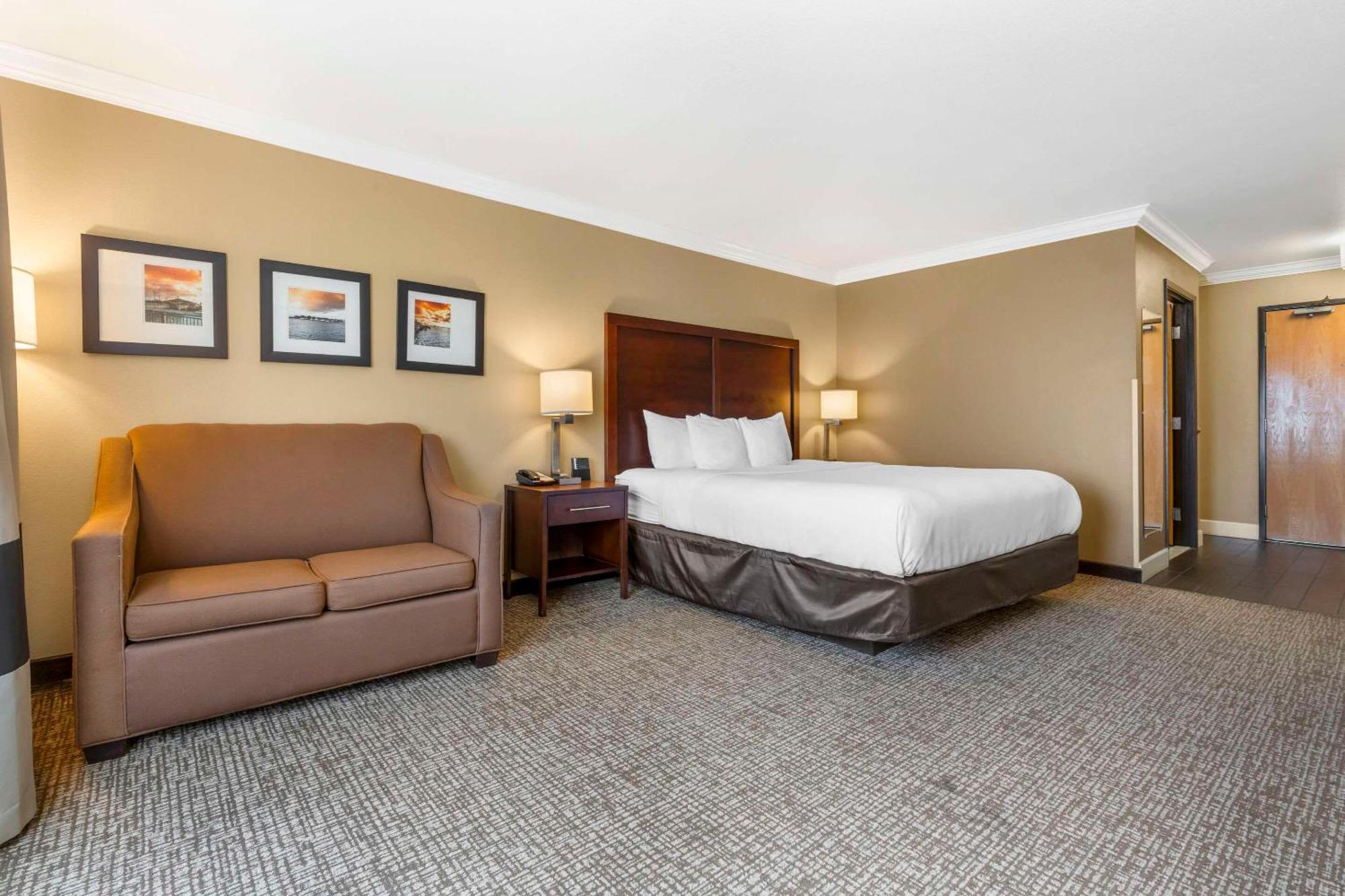 Hotel Comfort & Redwood Country Fortuna