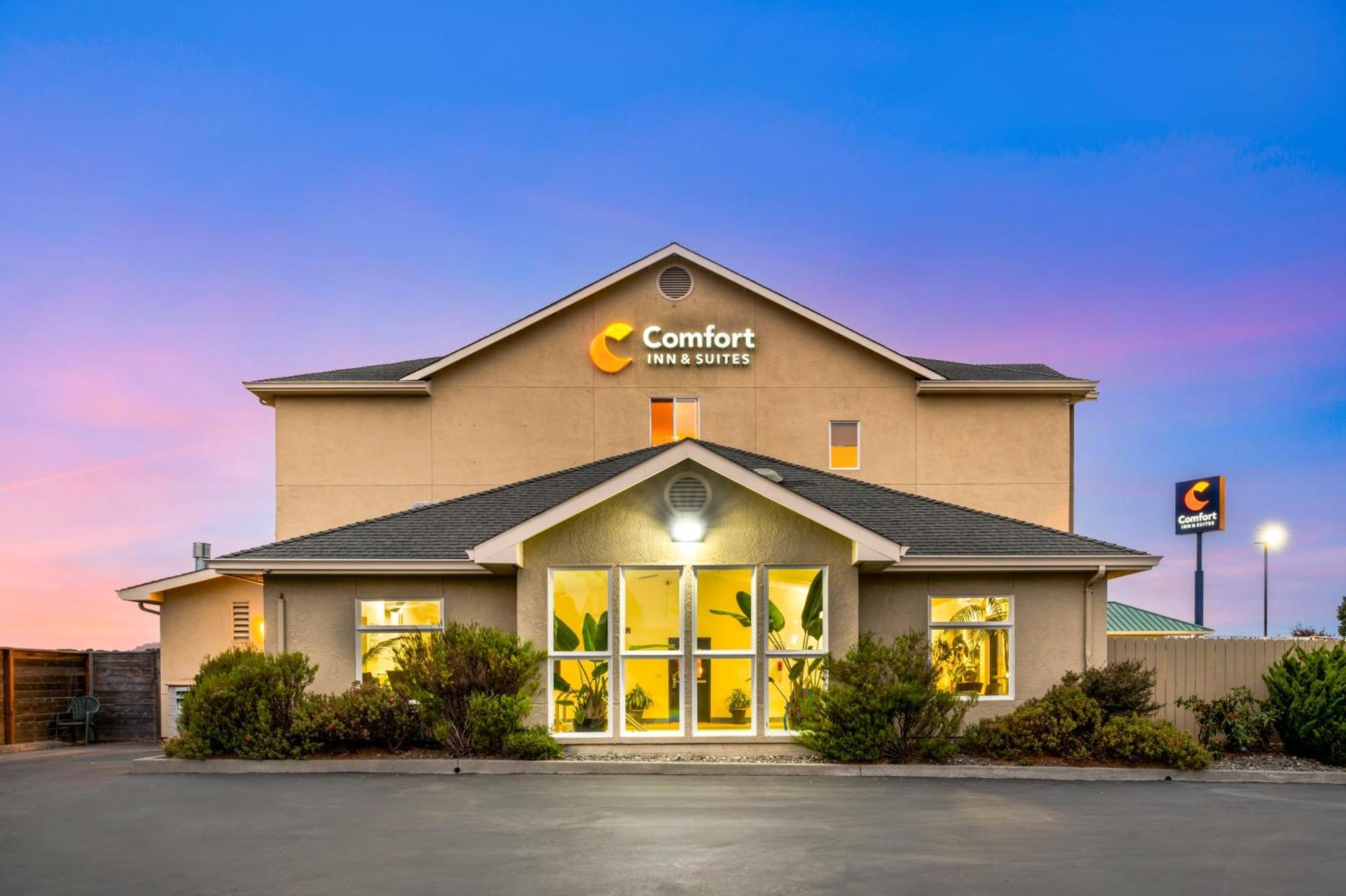 Comfort & Redwood Country