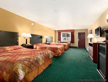 Super 8 By Wyndham Hotel