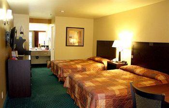 Super 8 By Wyndham Hotel