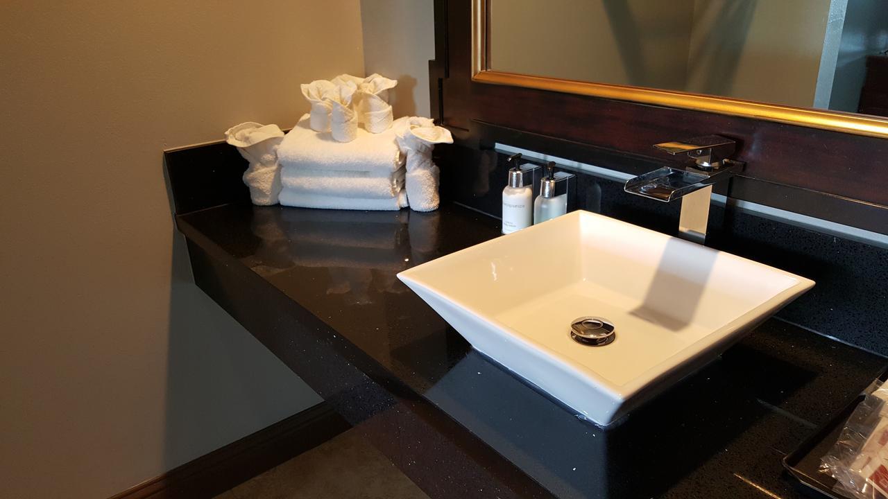 Inn Redwood