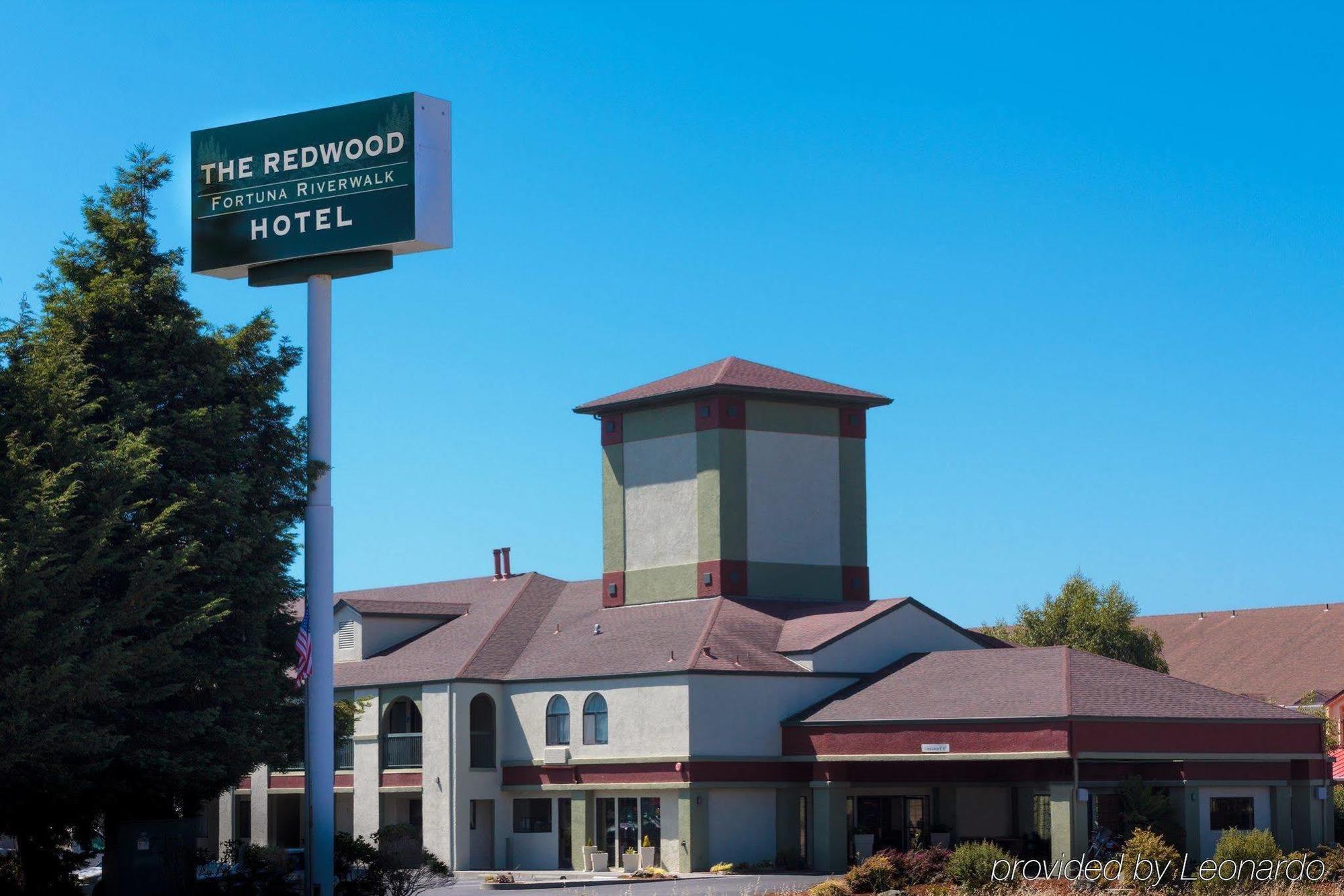The Redwood Riverwalk, A Boutique Hotel Fortuna