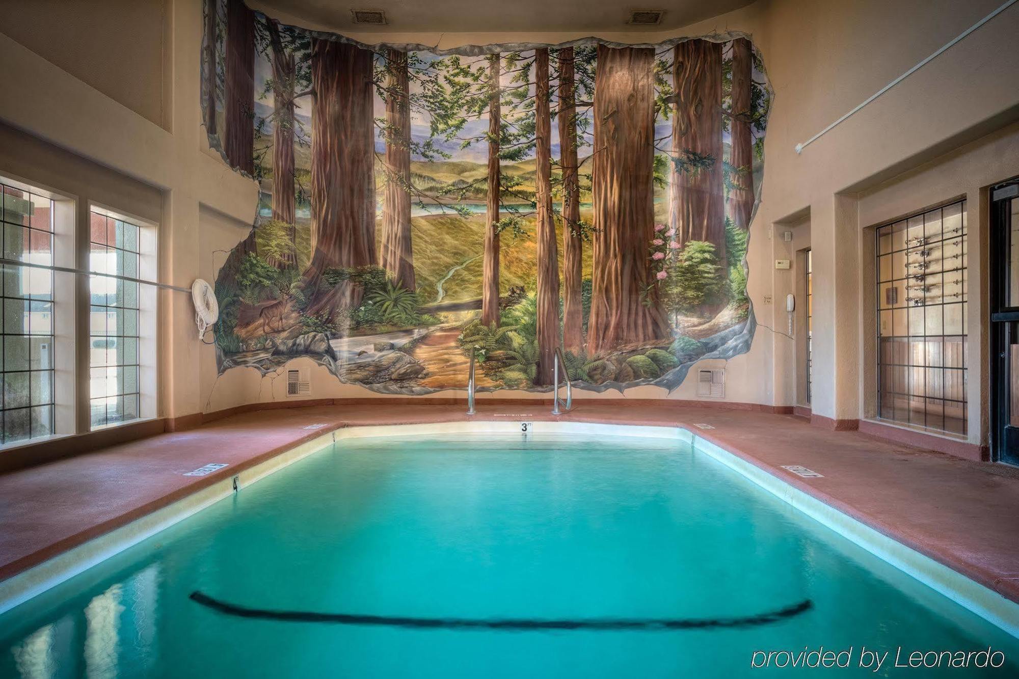 The Redwood Riverwalk, A Boutique Hotel